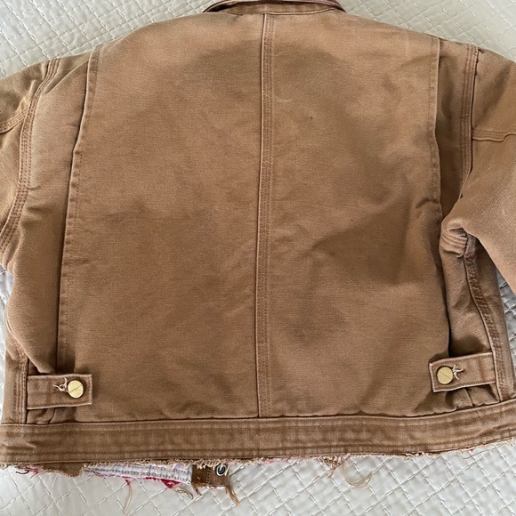 Vintage Carhartt Tan Jacket with Brown Collar - Unisex - Picture 4 of 11